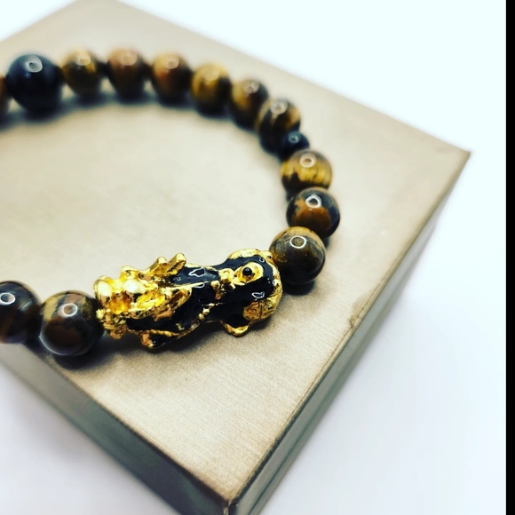 Tiger Eyw Pixiu bracelet 8 mm - Picture 4 of 6